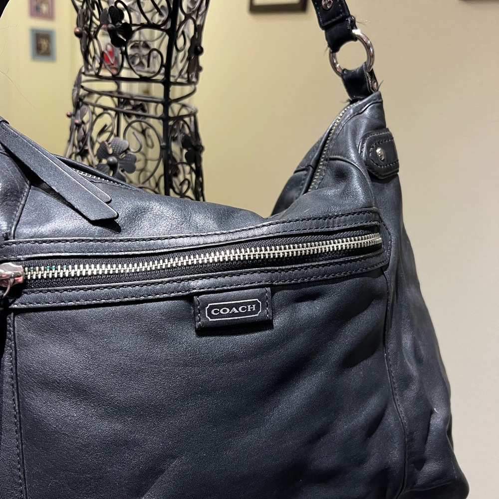 Coach - Picture 14 of 14